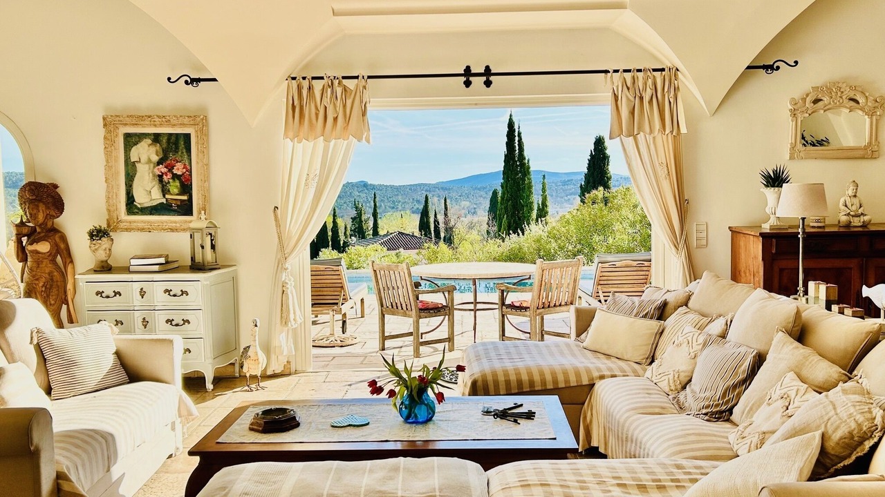 Photo of Livingroom in Tourrettes