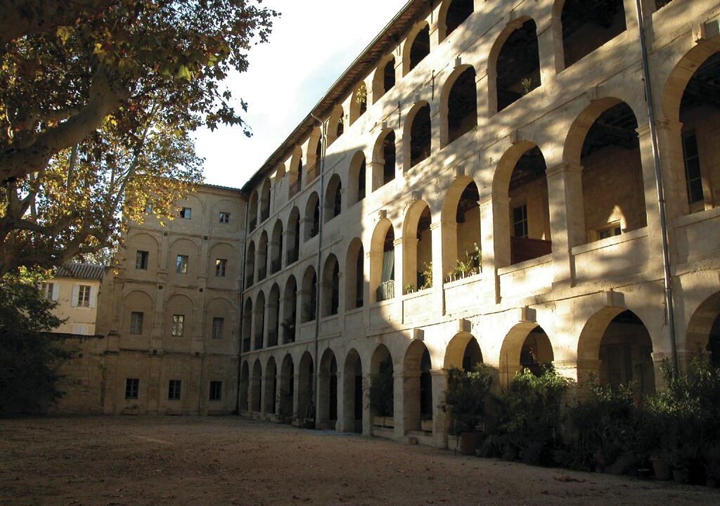 Photo of Outdoor in Avignon City Centre