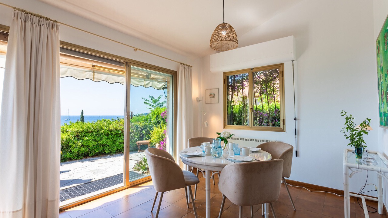Photo of Others in Eze