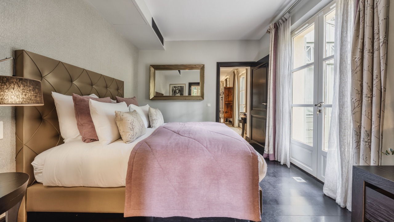 Photo of Bedroom in Saint-Tropez