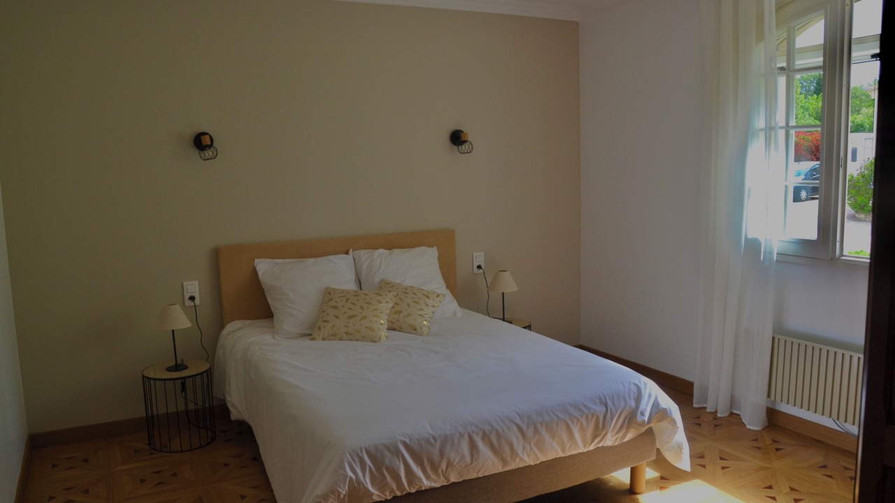 Photo of Bedroom in Eyragues