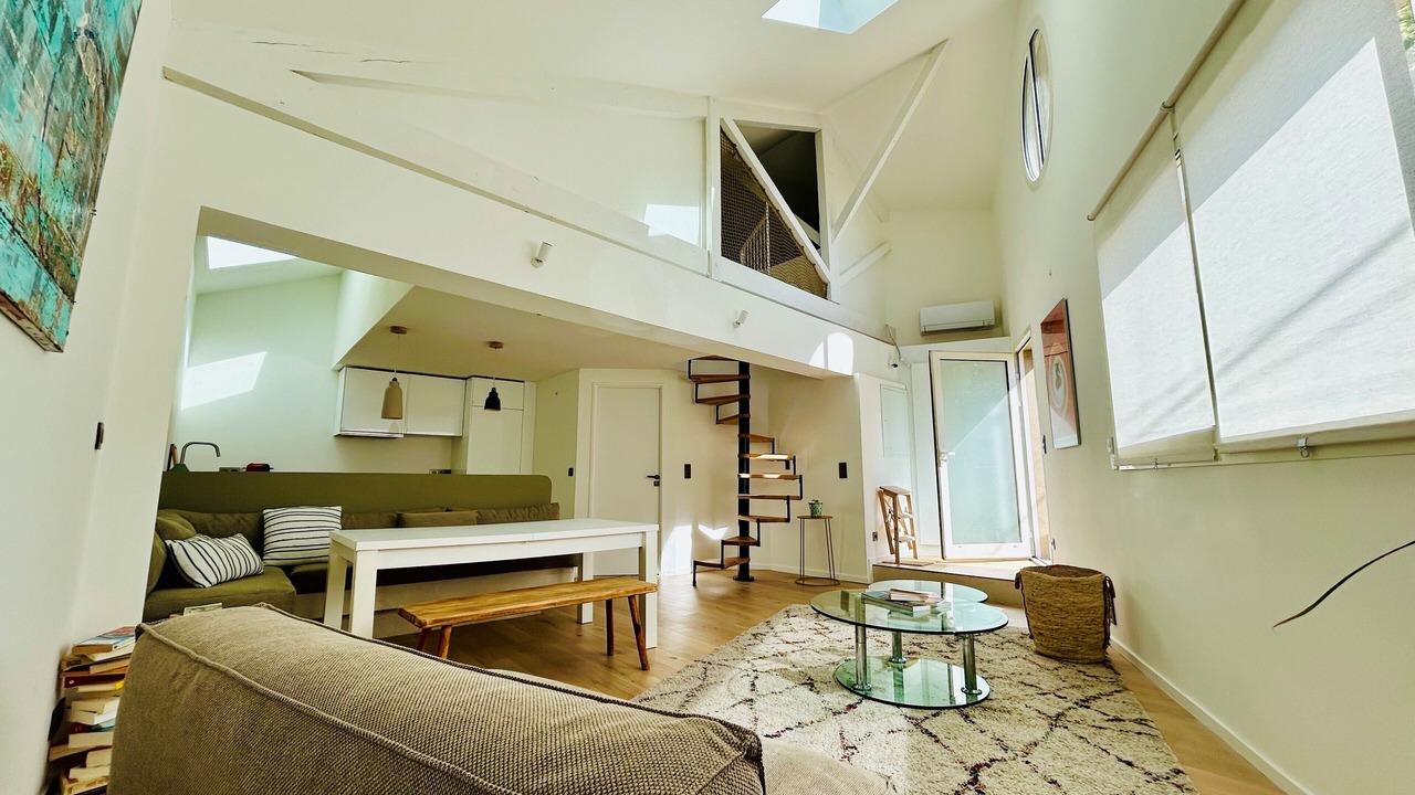 Photo of Livingroom in 7th Arrondissement