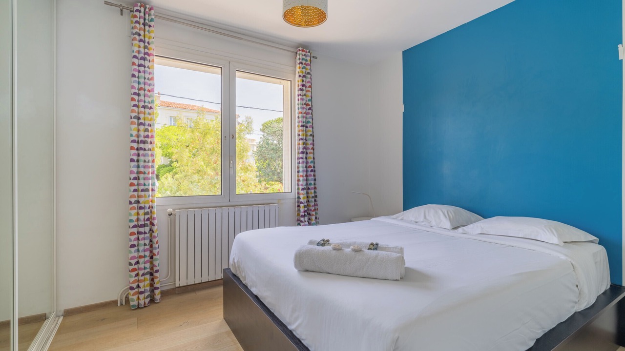 Photo of Bedroom in Roucas-Blanc