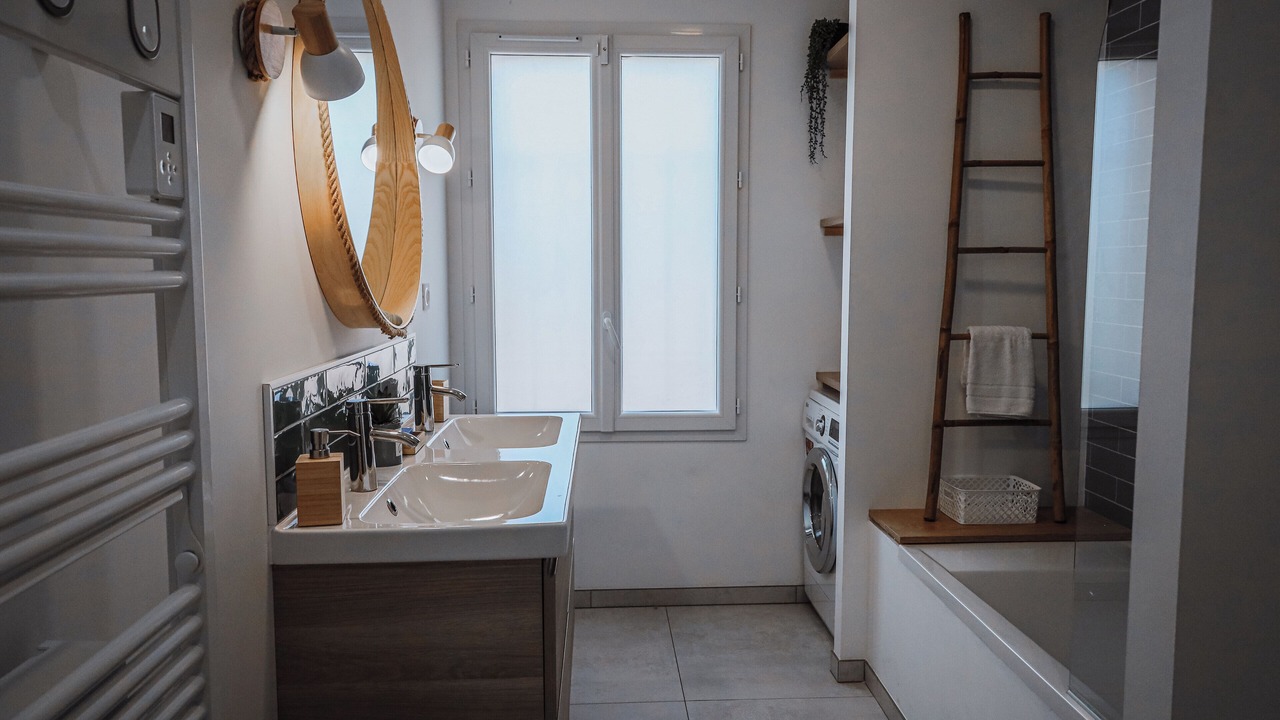 Photo of Bathroom in Istres