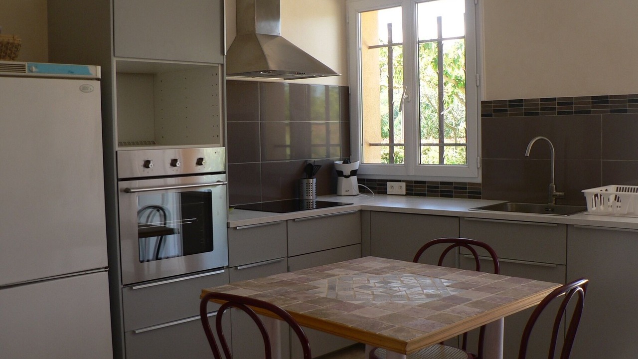 Photo of Kitchen in Montmeyan