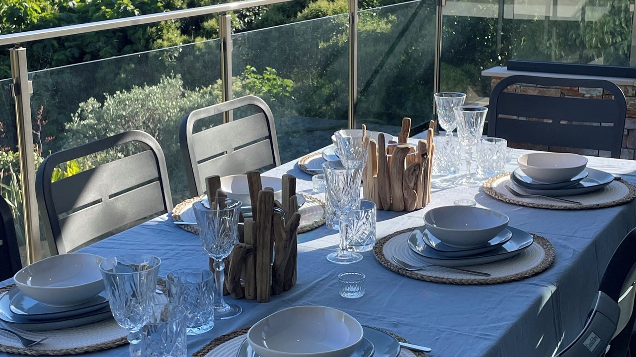 Photo of Outdoor in California - Pezou