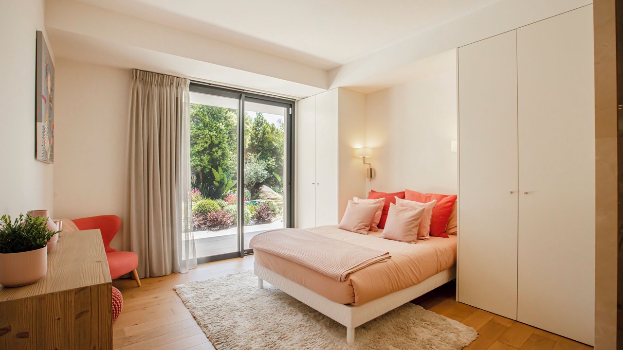 Photo of Bedroom in California - Pezou