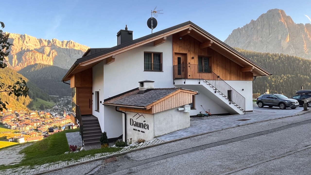 Photo of Outdoor in Daunei