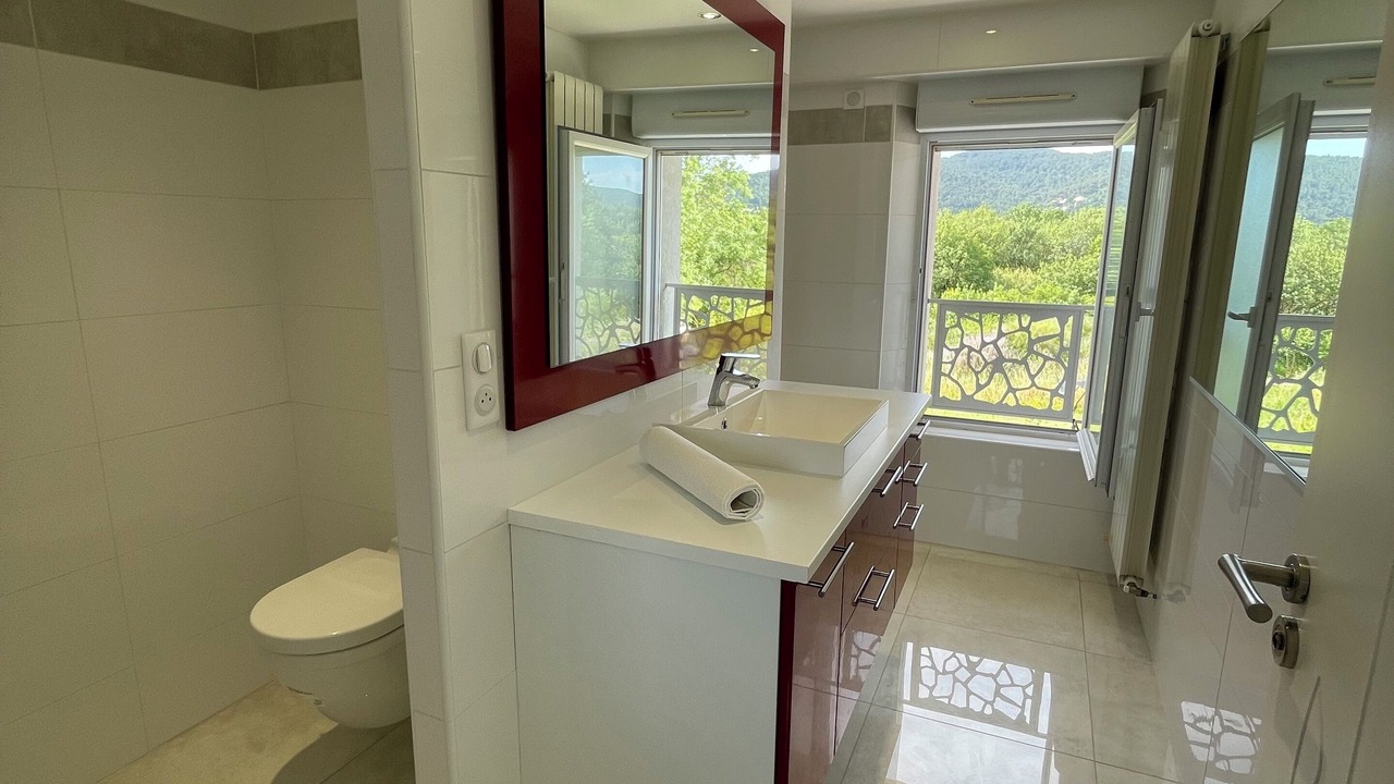 Photo of Bathroom in La Crau