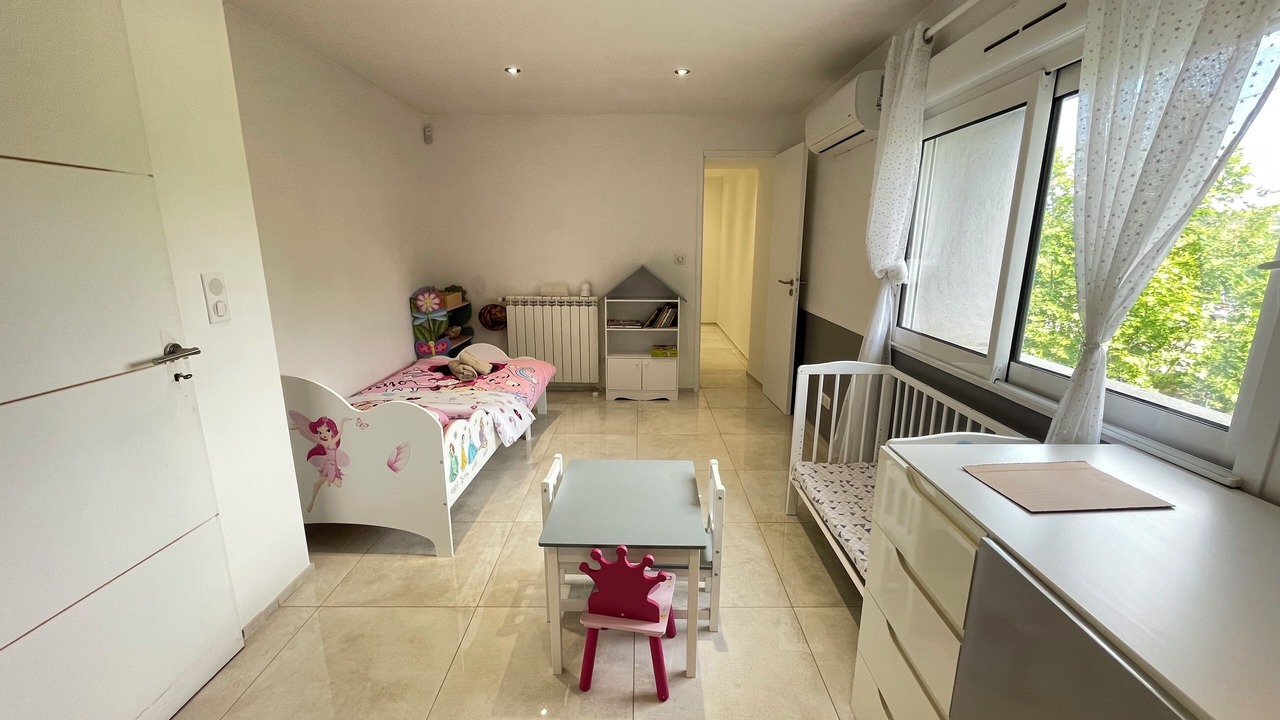 Photo of Bedroom in La Crau