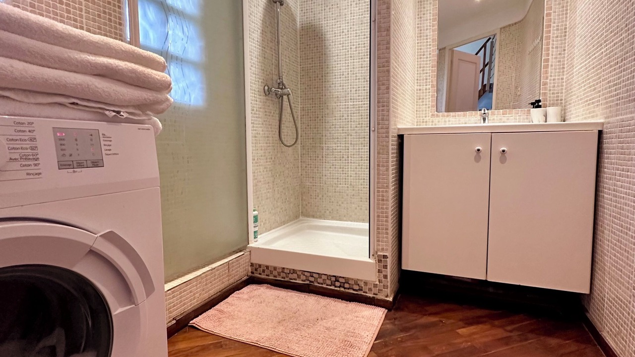 Photo of Bathroom in Les Chartreux