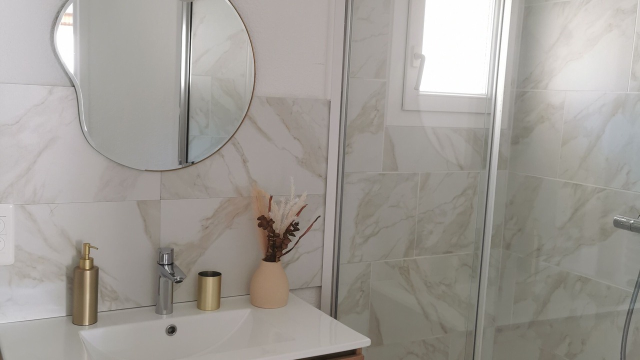 Photo of Bathroom in Lunel-Viel