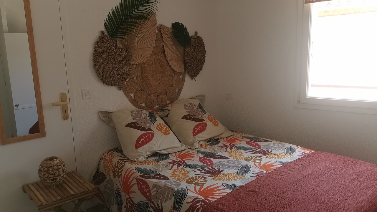 Photo of Bedroom in Lunel-Viel