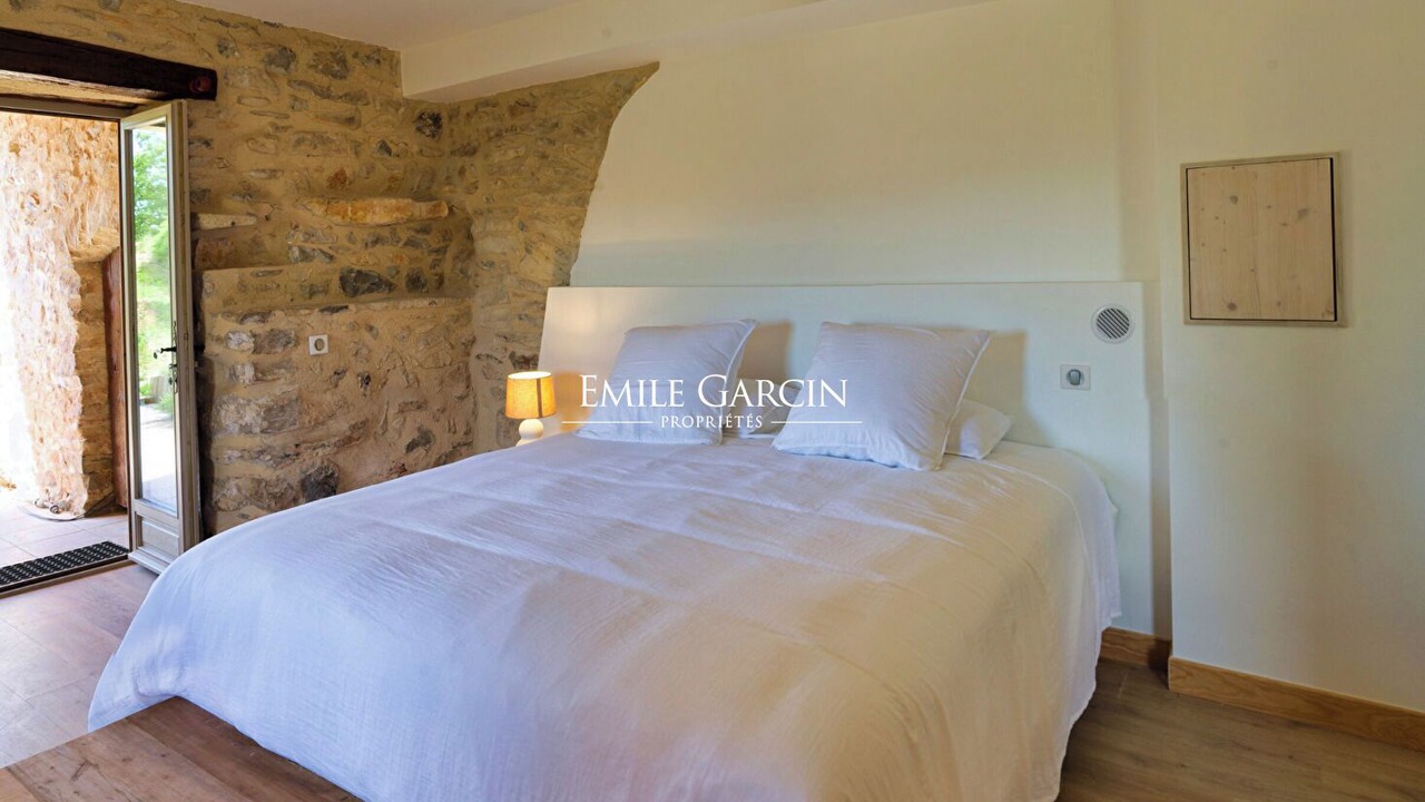 Photo of Bedroom in Chateauneuf-Val-Saint-Donat