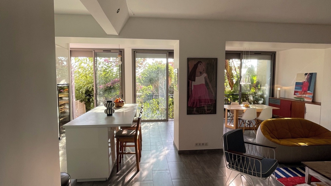 Photo of Livingroom in Bompard