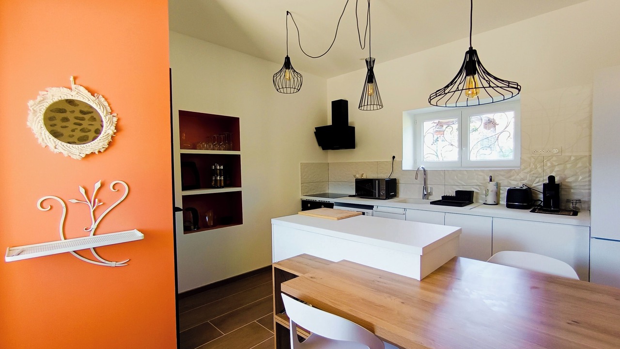 Photo of Kitchen in Malijai
