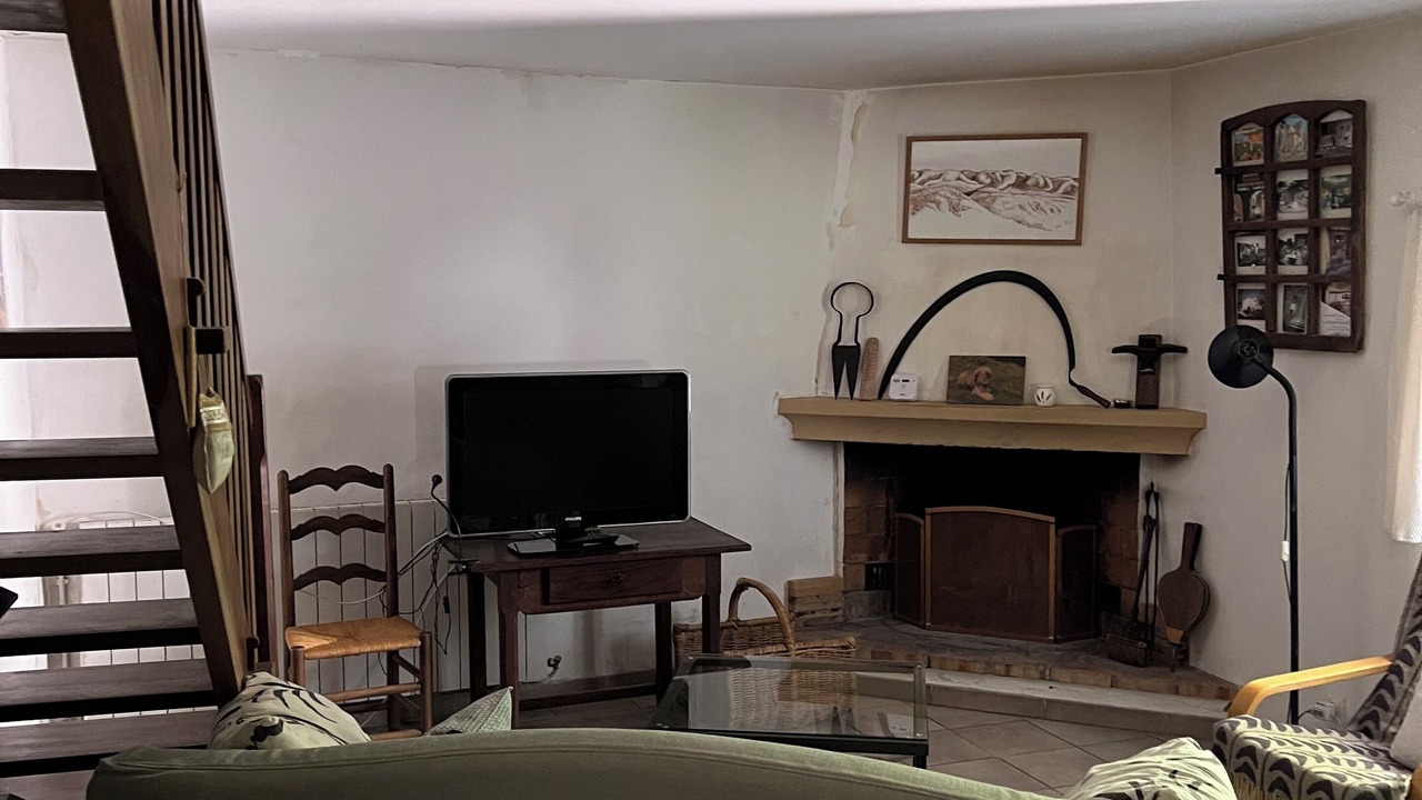 Photo of Livingroom in Buoux