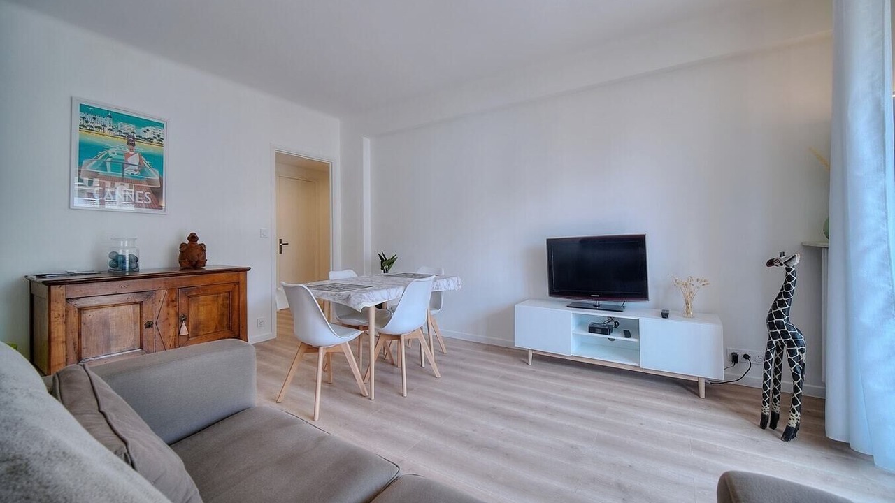 Photo of Livingroom in Carnot