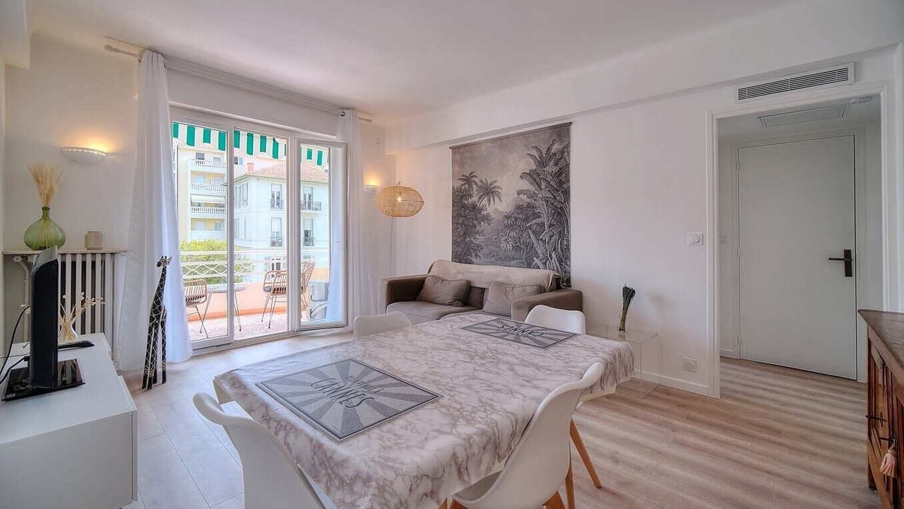 Photo of Livingroom in Carnot