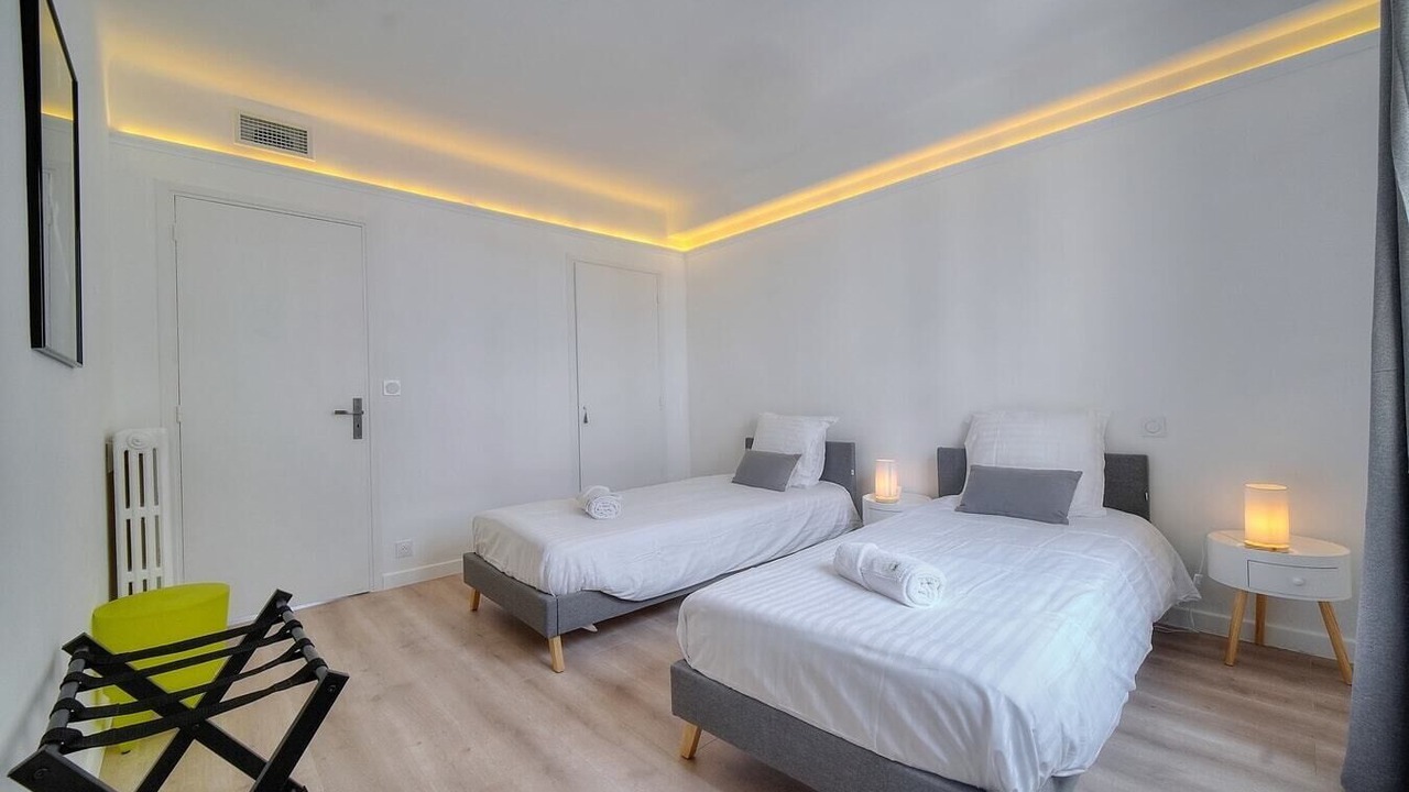 Photo of Bedroom in Carnot