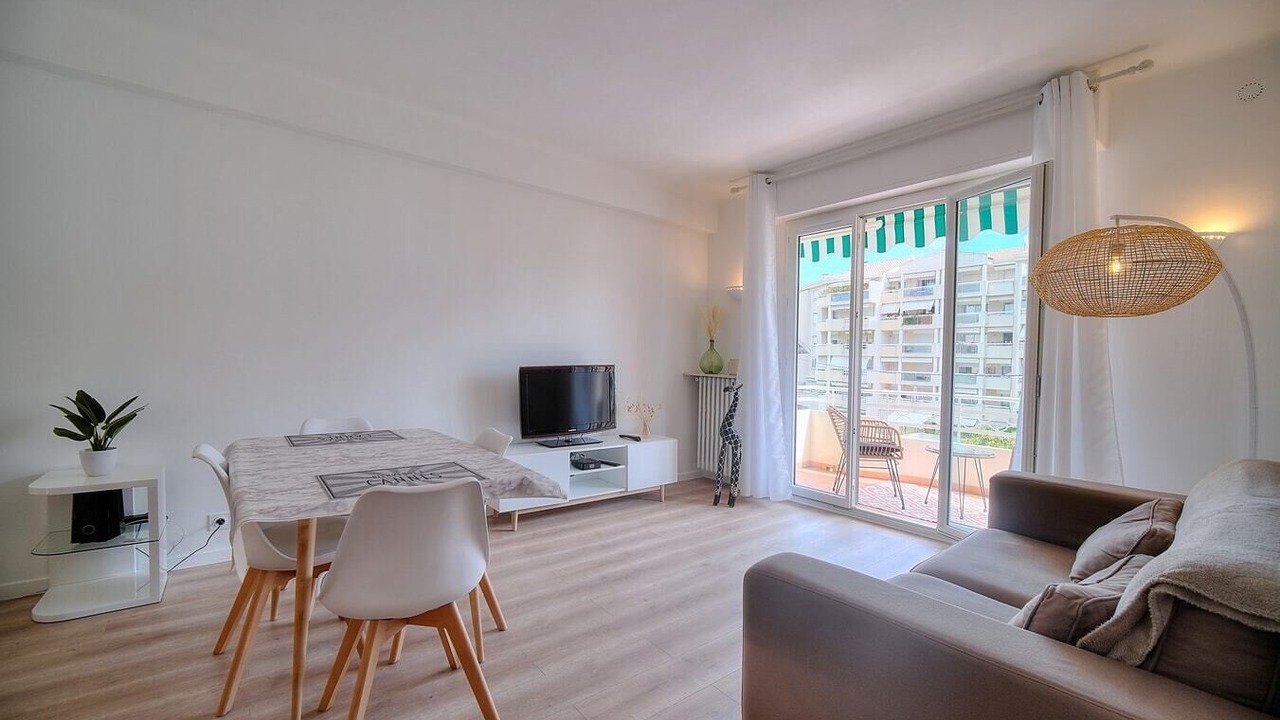 Photo of Livingroom in Carnot