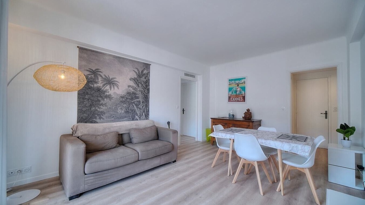 Photo of Livingroom in Carnot