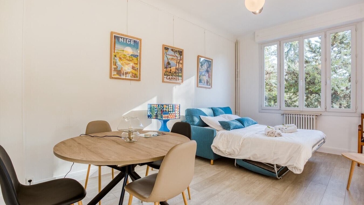 Photo of Bedroom in Carnot
