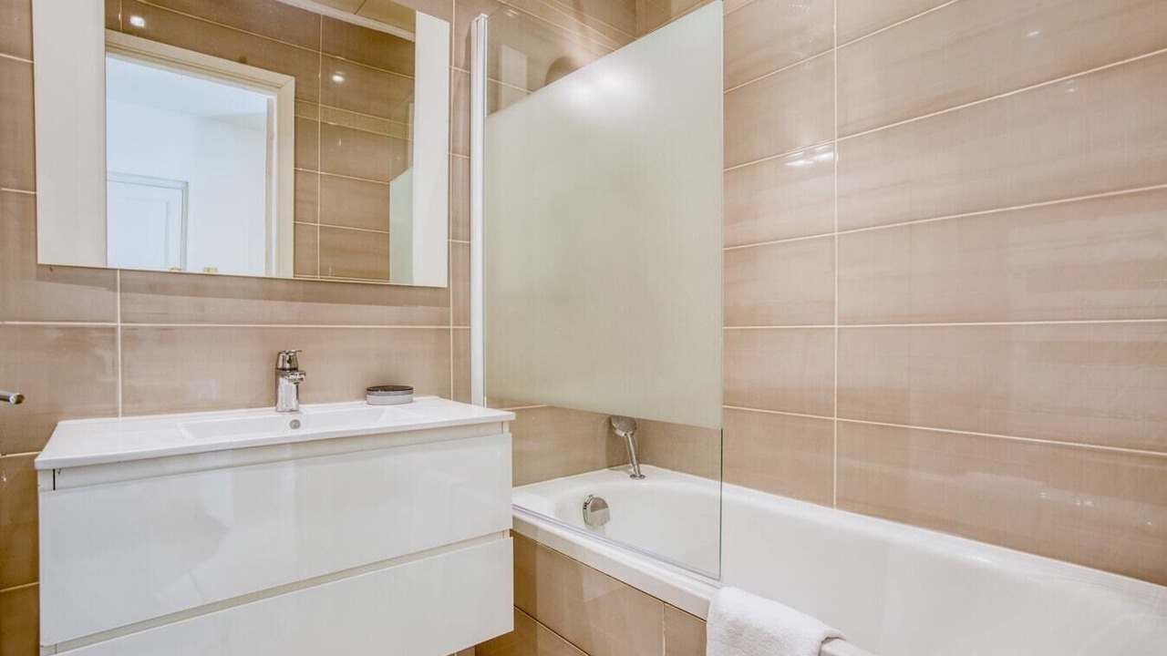 Photo of Bathroom in Carnot