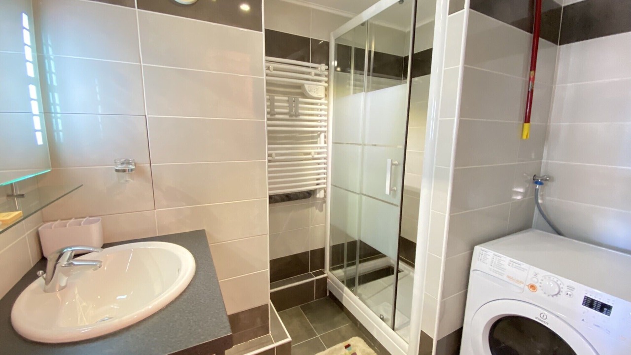 Photo of Bathroom in Guillaumes
