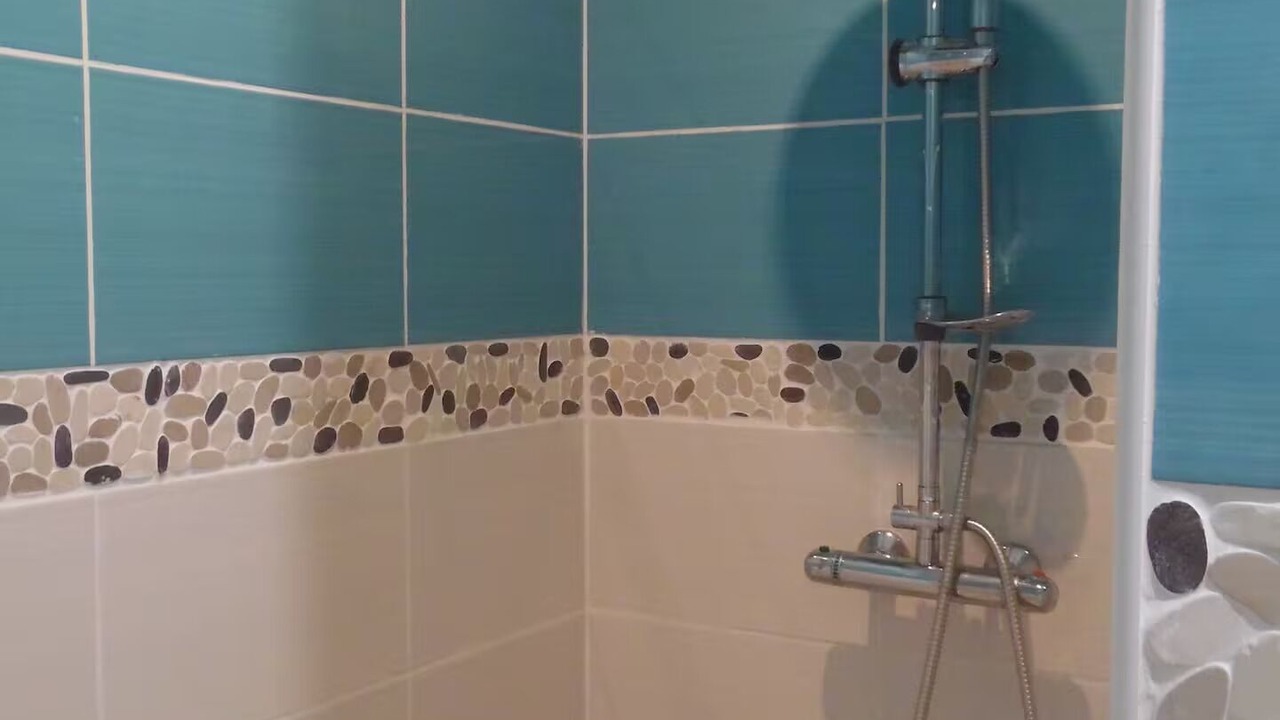 Photo of Bathroom in Collias