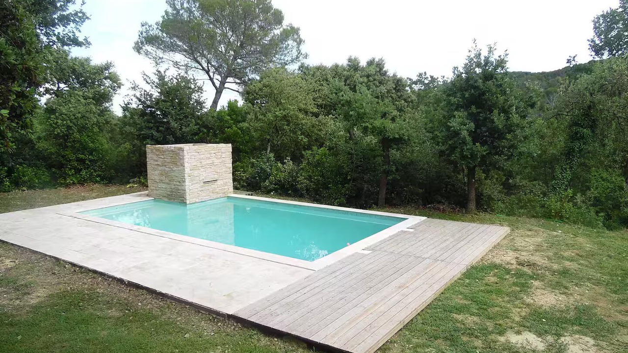 Photo of Outdoor in Collias