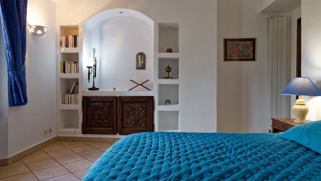 Photo of Bedroom in Eygalieres