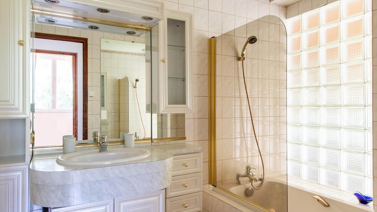 Photo of Bathroom in Saint-Julien-du-Verdon
