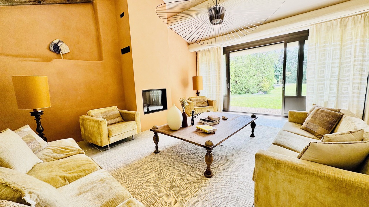 Photo of Livingroom in Bedarrides