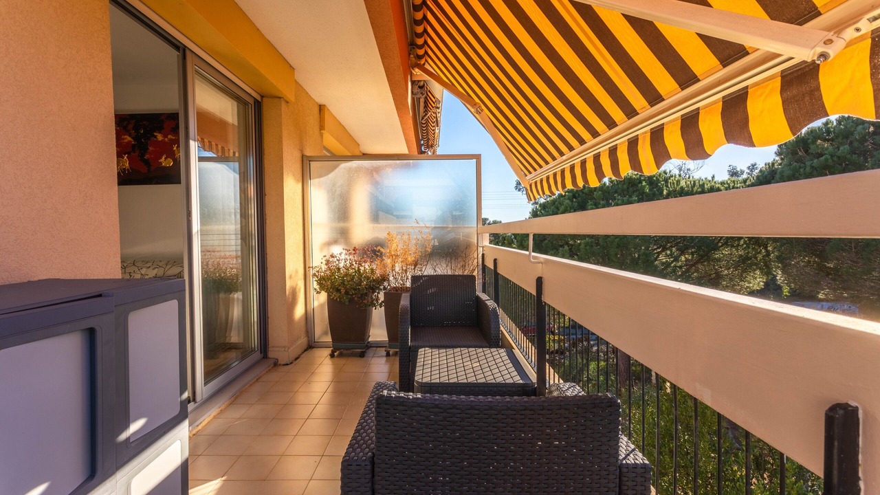 Photo of Patio Balcony in Boulouris-sur-Mer
