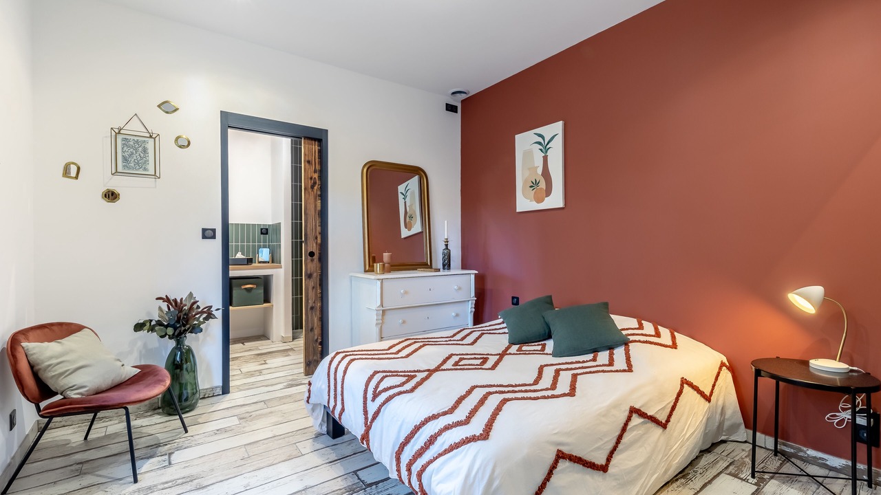 Photo of Bedroom in Velleron
