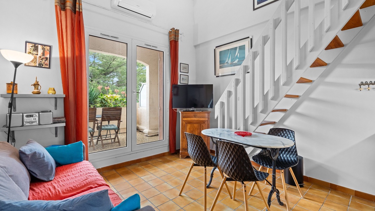 Photo of Livingroom in Saint-Cyr-sur-Mer