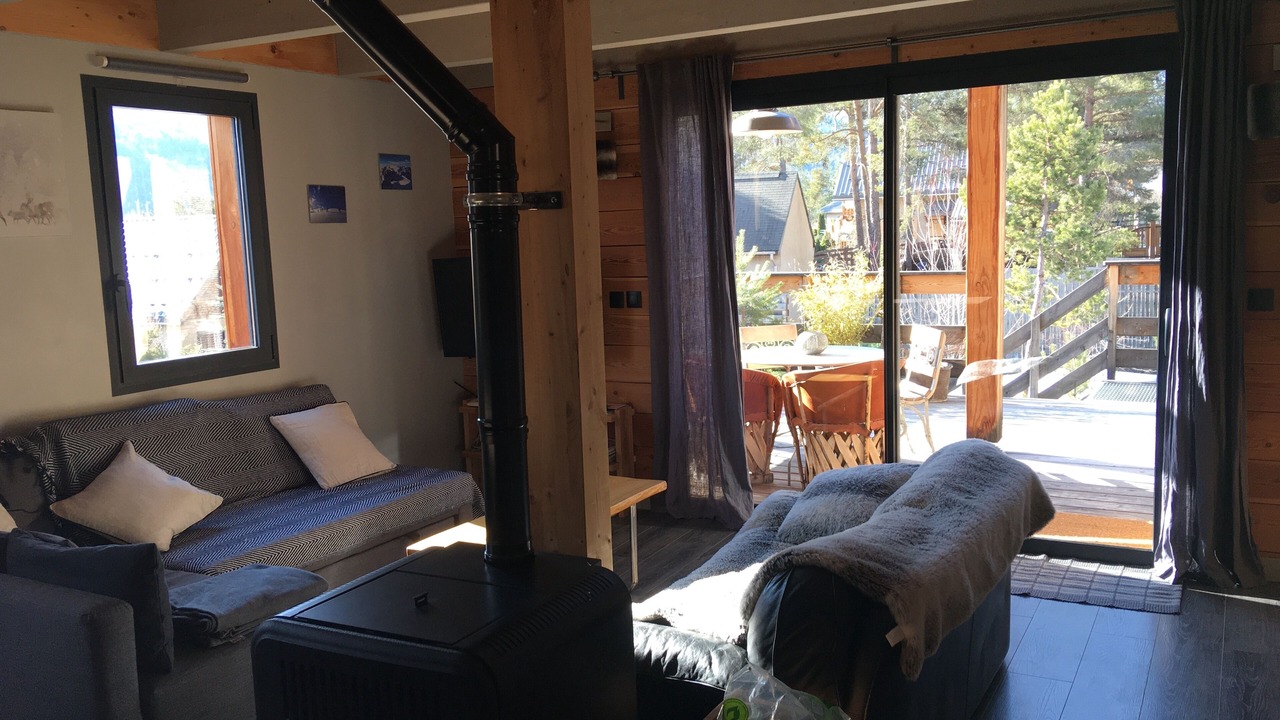 Photo of Livingroom in Faucon-de-Barcelonnette