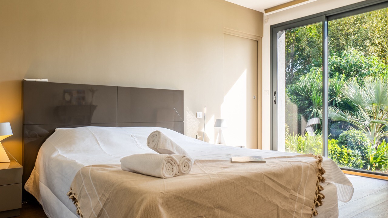 Photo of Bedroom in Biot