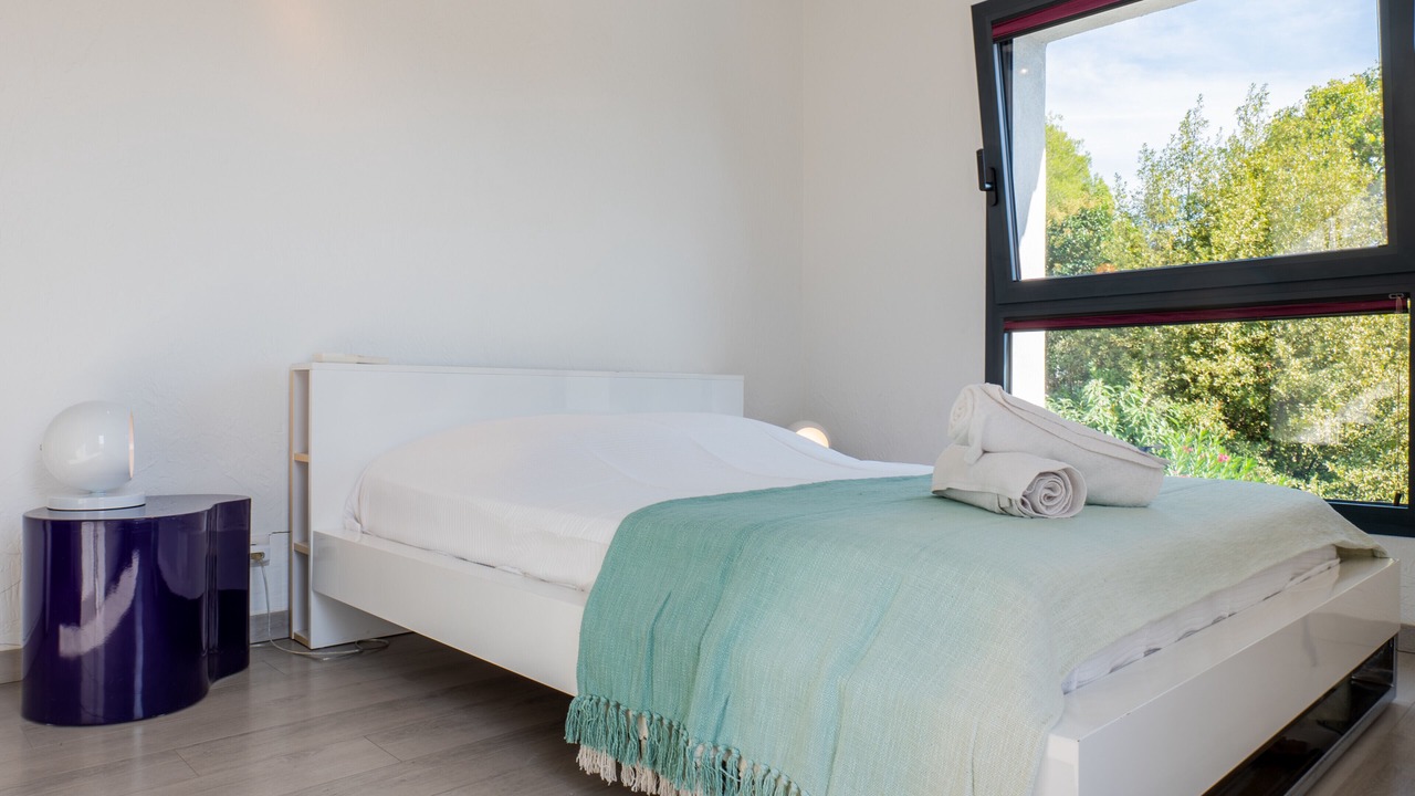 Photo of Bedroom in Biot