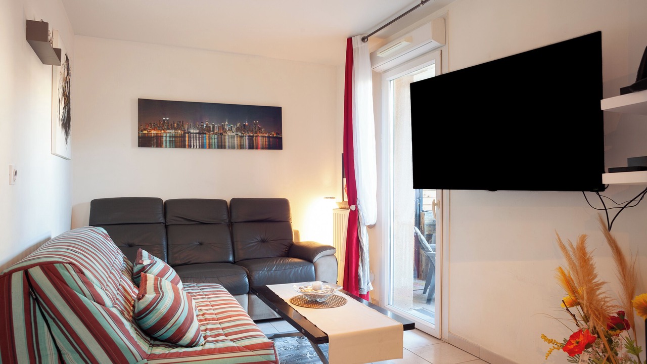 Photo of Livingroom in Les Baumettes