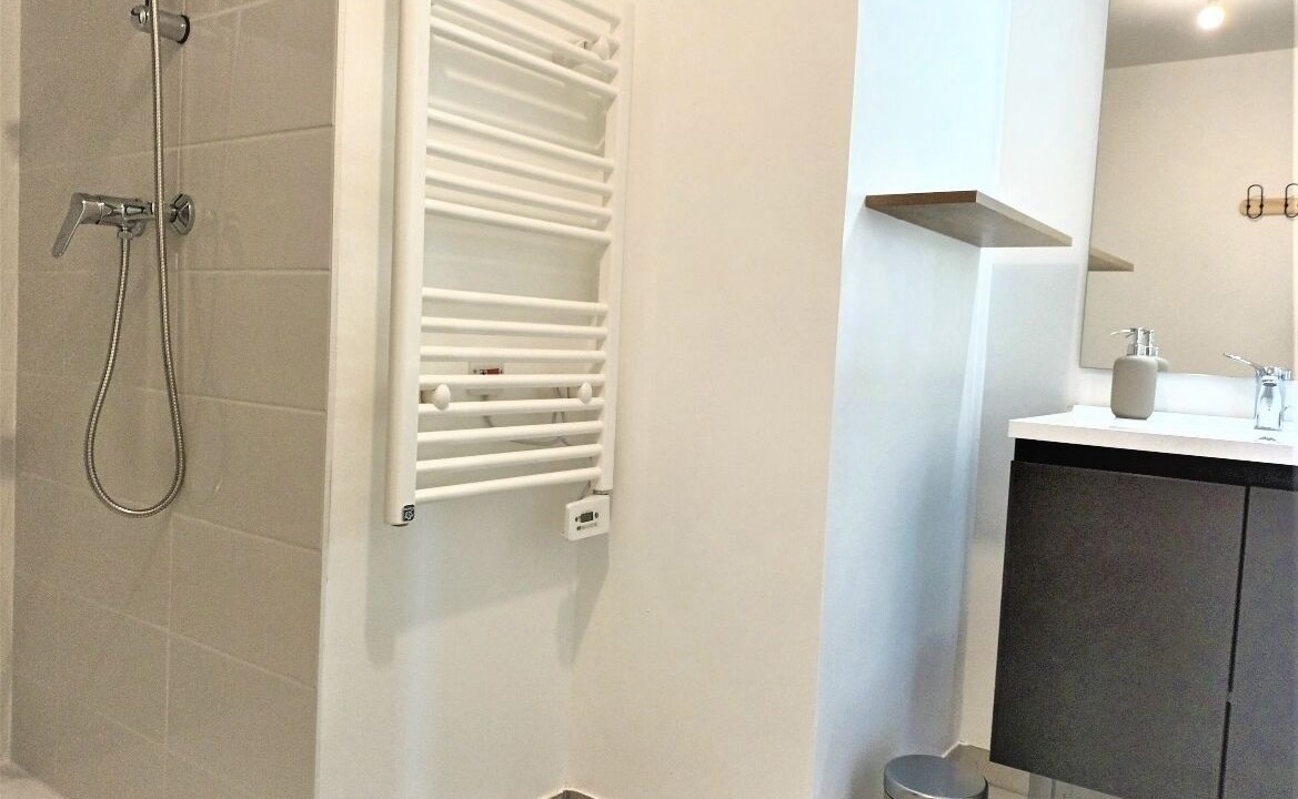 Photo of Bathroom in Raphele-les-Arles