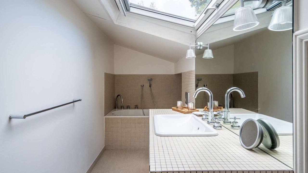 Photo of Bathroom in Lambesc