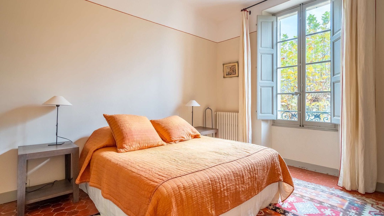 Photo of Bedroom in Lambesc