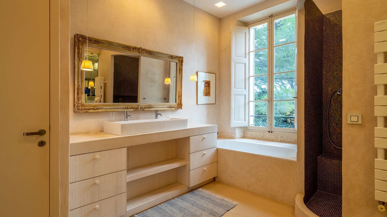 Photo of Bathroom in Lambesc