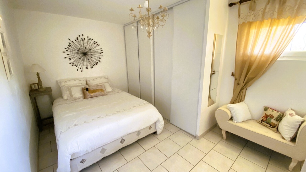 Photo of Bedroom in La Cadiere-d'Azur