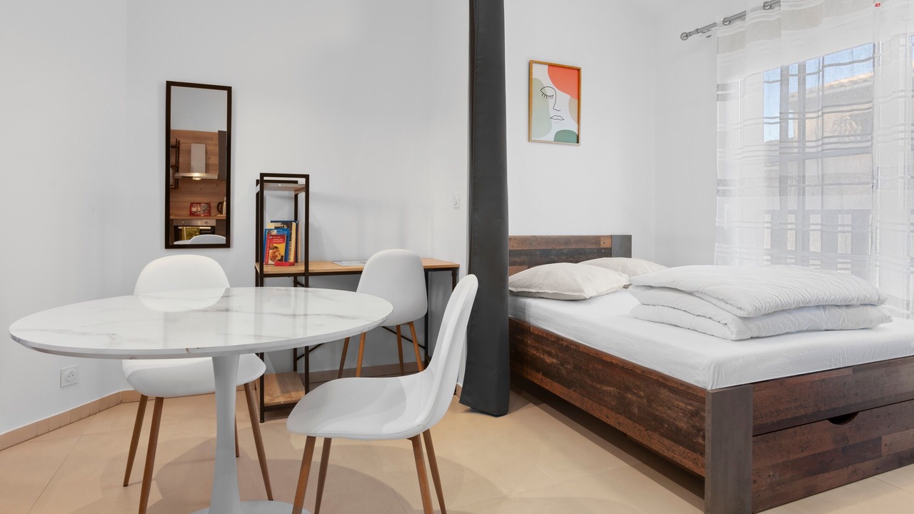 Photo of Bedroom in Frejus Plage