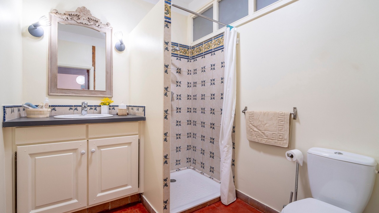 Photo of Bathroom in Saint-Jean-de-Barrou