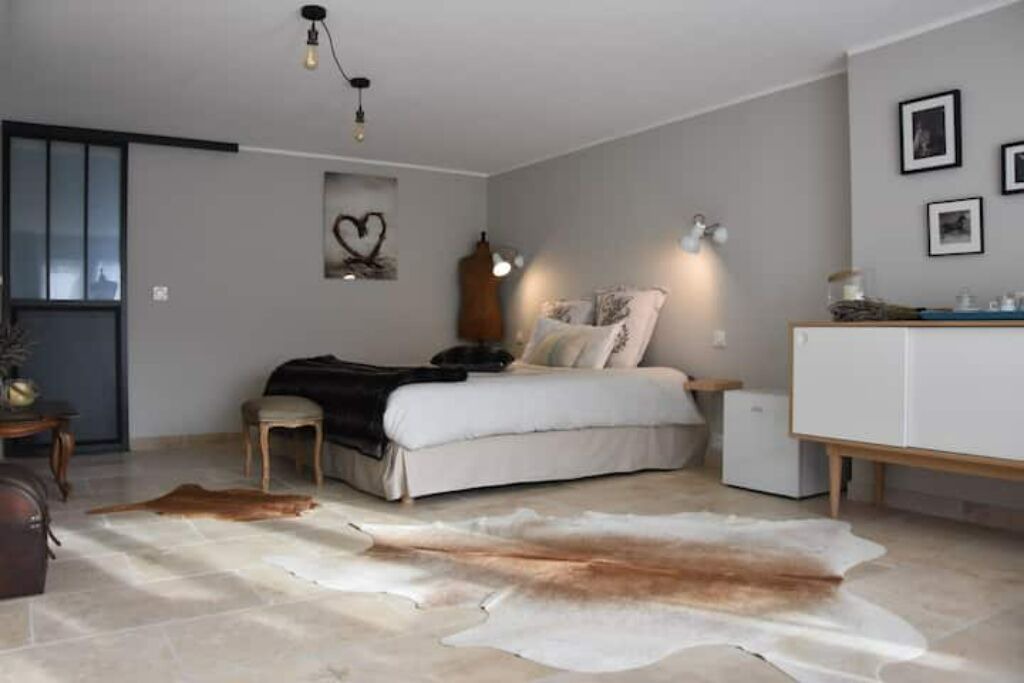 Photo of Bedroom in Orgon