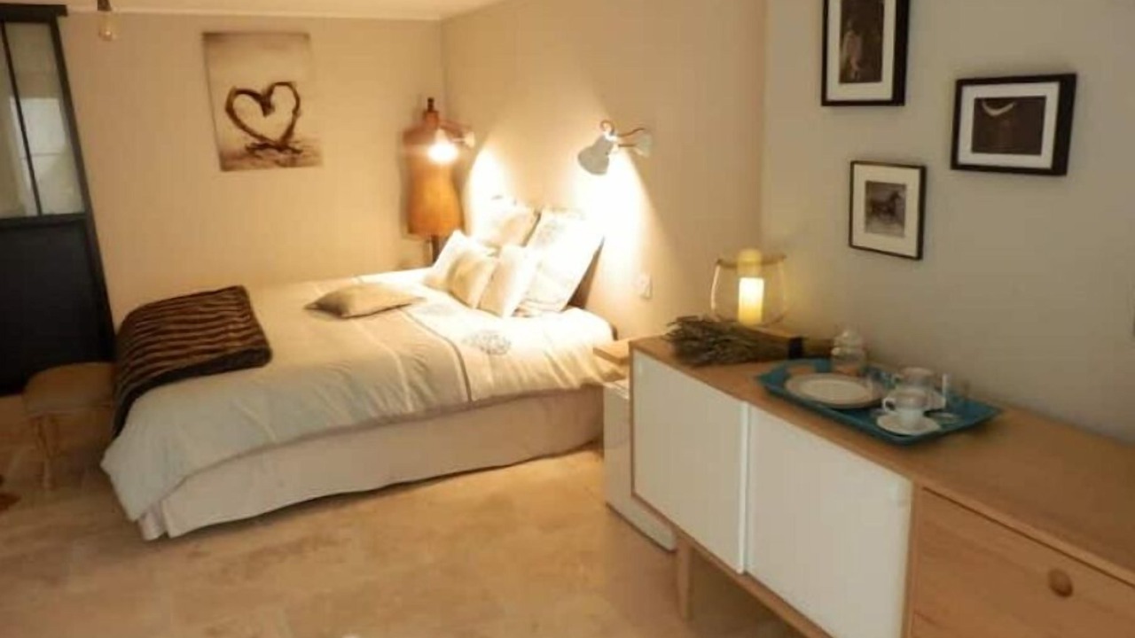 Photo of Bedroom in Orgon